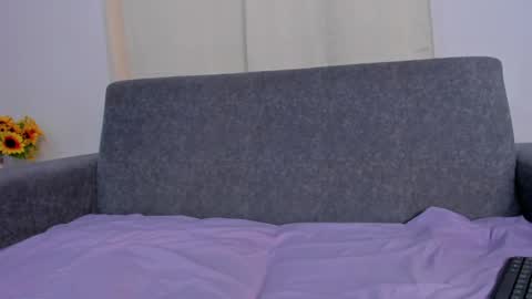 Isabella online show from February 5, 2025, 6:26 pm