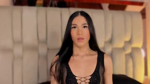 Snapshot of isa_little_star chatting on February 15, 2026, 3:47 am Isa online show from February 15, 2026, 3:47 am