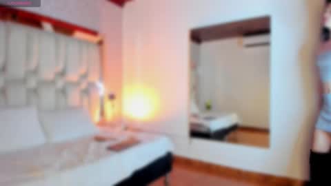 Snapshot of isa_little_star chatting on March 23, 2026, 3:32 am Isa online show from March 23, 2026, 3:32 am