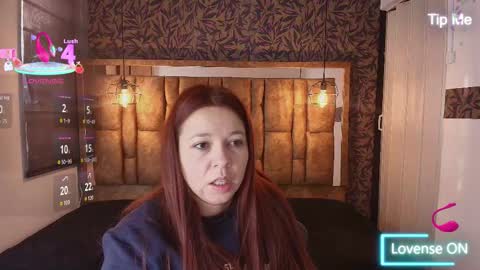 Snapshot of isa_thompson__ chatting on February 7, 2026, 12:31 pm I S A online show from February 7, 2026, 12:31 pm