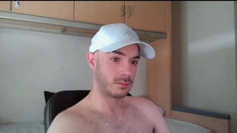 Snapshot of isaac99c chatting on July 11, 2026, 1:36 pm Isaac99c online show from July 11, 2026, 1:36 pm