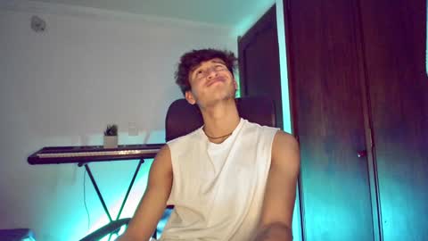 isaac online show from January 14, 2025, 1:58 am