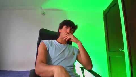 isaac online show from September 29, 2025, 8:02 pm