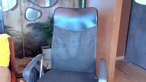 isaac_grimm online show from January 17, 2026, 3:00 am