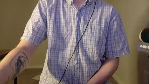 Snapshot of isaac_sheffield chatting on February 8, 2026, 1:53 am isaac online show from February 8, 2026, 1:53 am
