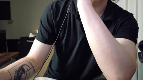 Snapshot of isaac_sheffield chatting on May 4, 2026, 5:25 am isaac online show from May 4, 2026, 5:25 am