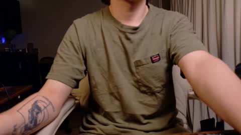 Snapshot of isaac_sheffield chatting on May 16, 2026, 10:12 am isaac online show from May 16, 2026, 10:12 am
