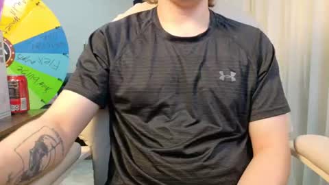 Snapshot of isaac_sheffield chatting on June 22, 2026, 10:12 am isaac online show from June 22, 2026, 10:12 am
