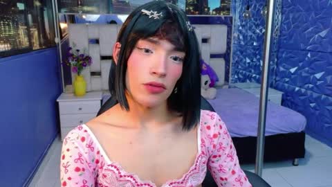 Snapshot of isaacnova chatting on May 19, 2026, 8:26 pm isaacnova online show from May 19, 2026, 8:26 pm