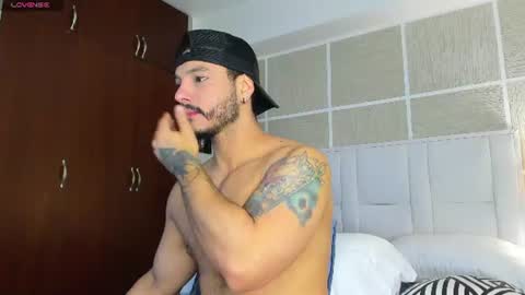 Snapshot of isaacs11 chatting on August 7, 2026, 11:34 am Isaac Surez online show from August 7, 2026, 11:34 am