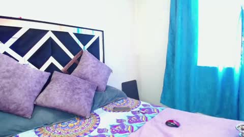 Snapshot of isabel_lopez_ chatting on February 12, 2025, 6:09 pm isabel online show from February 12, 2025, 6:09 pm