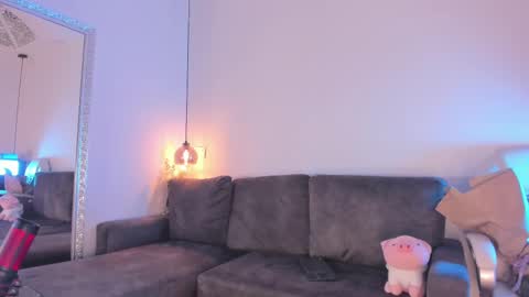 Snapshot of isabela_franco_ chatting on February 21, 2025, 12:06 pm Isabela online show from February 21, 2025, 12:06 pm