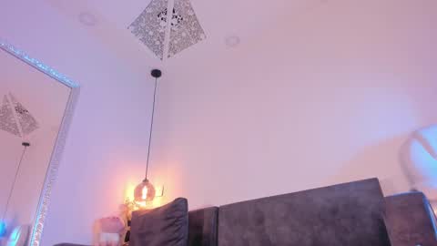 Snapshot of isabela_franco_ chatting on March 7, 2025, 12:12 pm Isabela online show from March 7, 2025, 12:12 pm