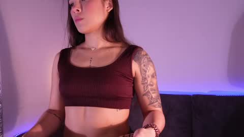 Snapshot of isabela_franco_ chatting on June 2, 2026, 11:45 am Isabela online show from June 2, 2026, 11:45 am