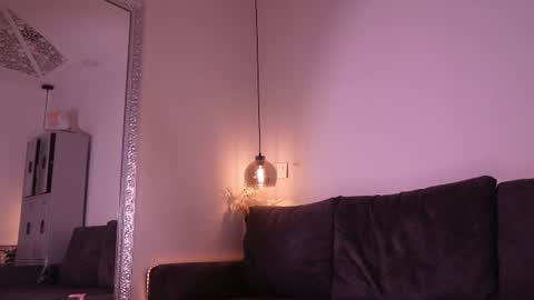 Snapshot of isabela_franco_ chatting on June 27, 2026, 12:22 pm Isabela online show from June 27, 2026, 12:22 pm