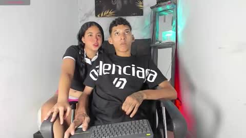 Isabella online show from November 23, 2025, 7:13 pm