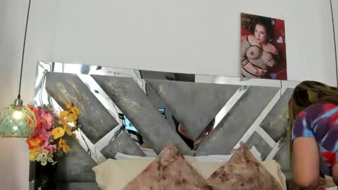 Mommy Isa online show from May 20, 2026, 1:06 pm