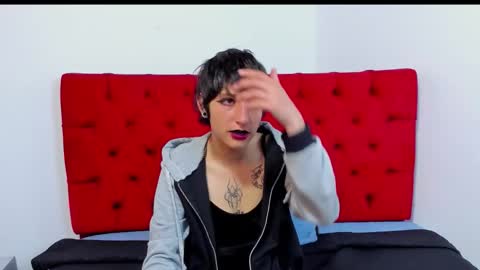 Isabel Cortez online show from October 28, 2025, 11:36 am