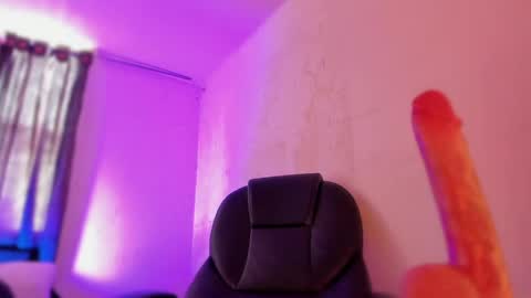 Snapshot of isabelitha chatting on June 3, 2026, 2:33 pm isabella online show from June 3, 2026, 2:33 pm