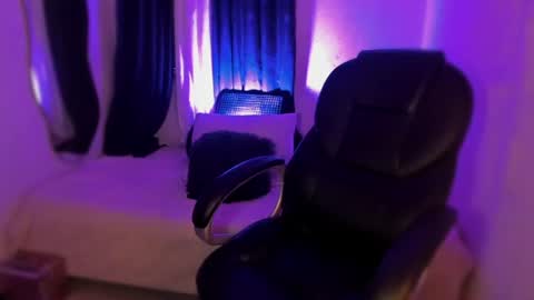 Snapshot of isabelitha chatting on July 9, 2026, 12:26 am isabella online show from July 9, 2026, 12:26 am