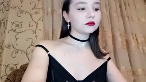Snapshot of isabelkim_ chatting on July 17, 2026, 6:24 pm Isabel online show from July 17, 2026, 6:24 pm