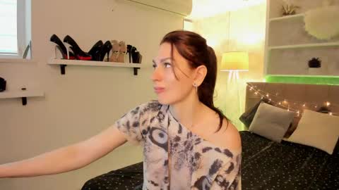 IsabelKiss online show from April 19, 2026, 12:48 pm