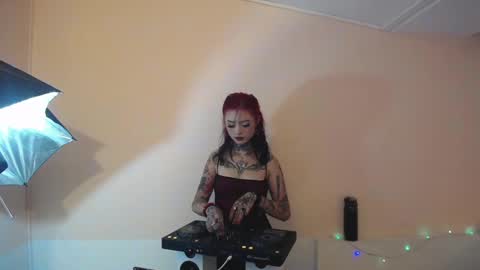    online show from December 12, 2024, 12:27 am