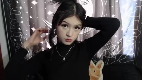    online show from January 17, 2025, 8:44 pm