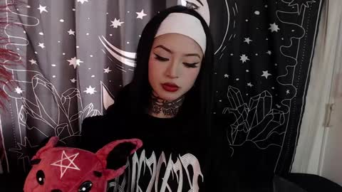    online show from February 4, 2025, 8:49 pm