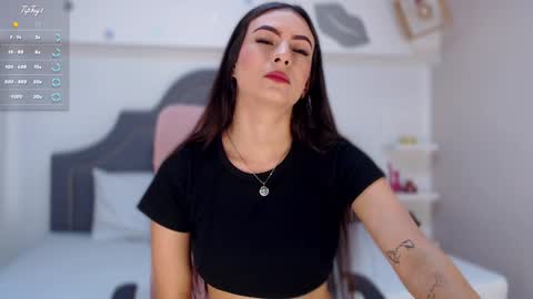 Isa  online show from January 8, 2025, 3:50 pm