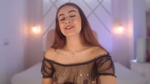 Isa  online show from September 10, 2025, 1:55 pm