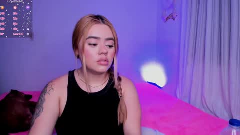 Snapshot of isabella_arias1 chatting on January 2, 2025, 11:38 pm Isabella Arias online show from January 2, 2025, 11:38 pm