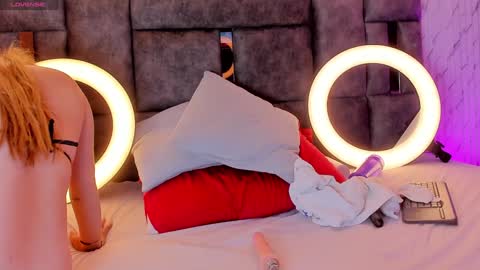 Snapshot of isabella_arias1 chatting on January 24, 2025, 7:41 am Isabella Arias online show from January 24, 2025, 7:41 am