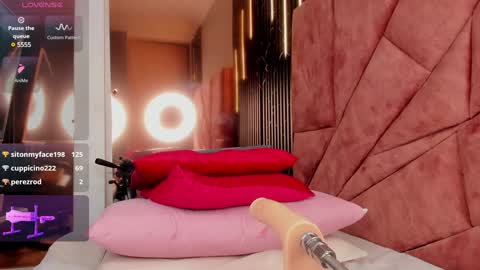 Snapshot of isabella_arias1 chatting on February 1, 2025, 4:03 am Isabella Arias online show from February 1, 2025, 4:03 am