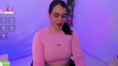 isabella_aristi03 online show from October 9, 2025, 3:04 am