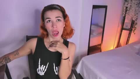 isabella online show from November 5, 2025, 7:47 pm