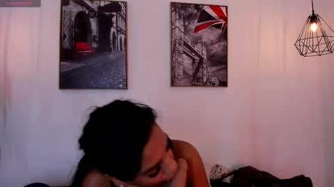  Isabel Lopez online show from March 5, 2025, 3:07 pm