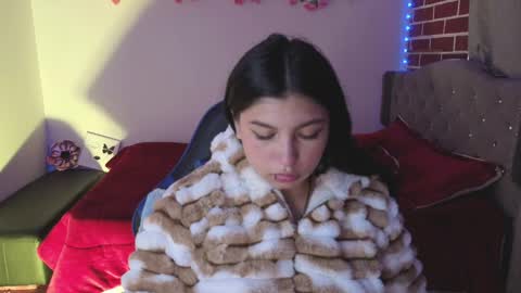 Snapshot of isabella_monntolvo chatting on May 7, 2026, 3:06 pm isabella_monntolvo online show from May 7, 2026, 3:06 pm