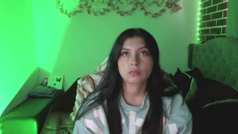 Snapshot of isabella_monntolvo chatting on May 21, 2026, 6:37 pm isabella_monntolvo online show from May 21, 2026, 6:37 pm