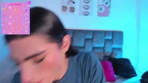 Isabella Moon9 online show from June 10, 2026, 12:37 pm