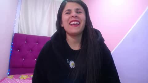 Snapshot of isabella_nice_ chatting on January 29, 2025, 1:48 am abby online show from January 29, 2025, 1:48 am