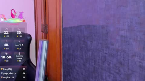 Snapshot of isabella_santos1 chatting on March 2, 2025, 6:08 pm Isabella online show from March 2, 2025, 6:08 pm