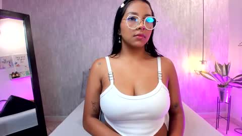 Snapshot of isabella_zc chatting on February 22, 2025, 12:08 pm isabella zc online show from February 22, 2025, 12:08 pm