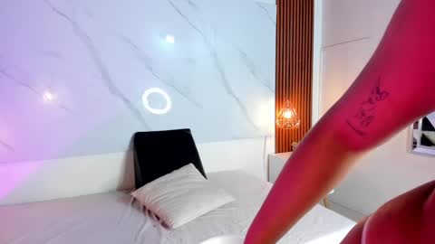 Snapshot of isabella_zc chatting on October 10, 2025, 8:08 pm isabella zc online show from October 10, 2025, 8:08 pm