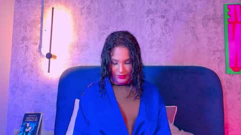 Isabella online show from October 22, 2025, 3:07 am