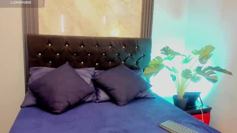 Isabella - Schedule 1500 - 2200 gtm-5 online show from September 12, 2025, 1:22 pm