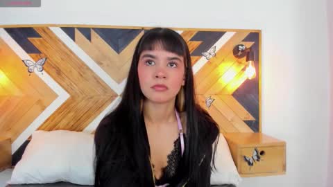 Isabella  online show from November 10, 2025, 12:15 pm