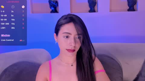 Isa online show from September 11, 2025, 8:53 pm