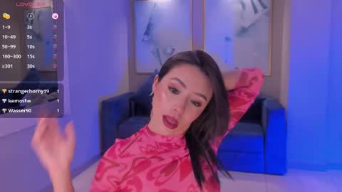 Isa online show from September 16, 2025, 8:32 pm