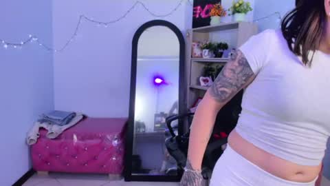 isebella online show from July 15, 2026, 12:54 pm